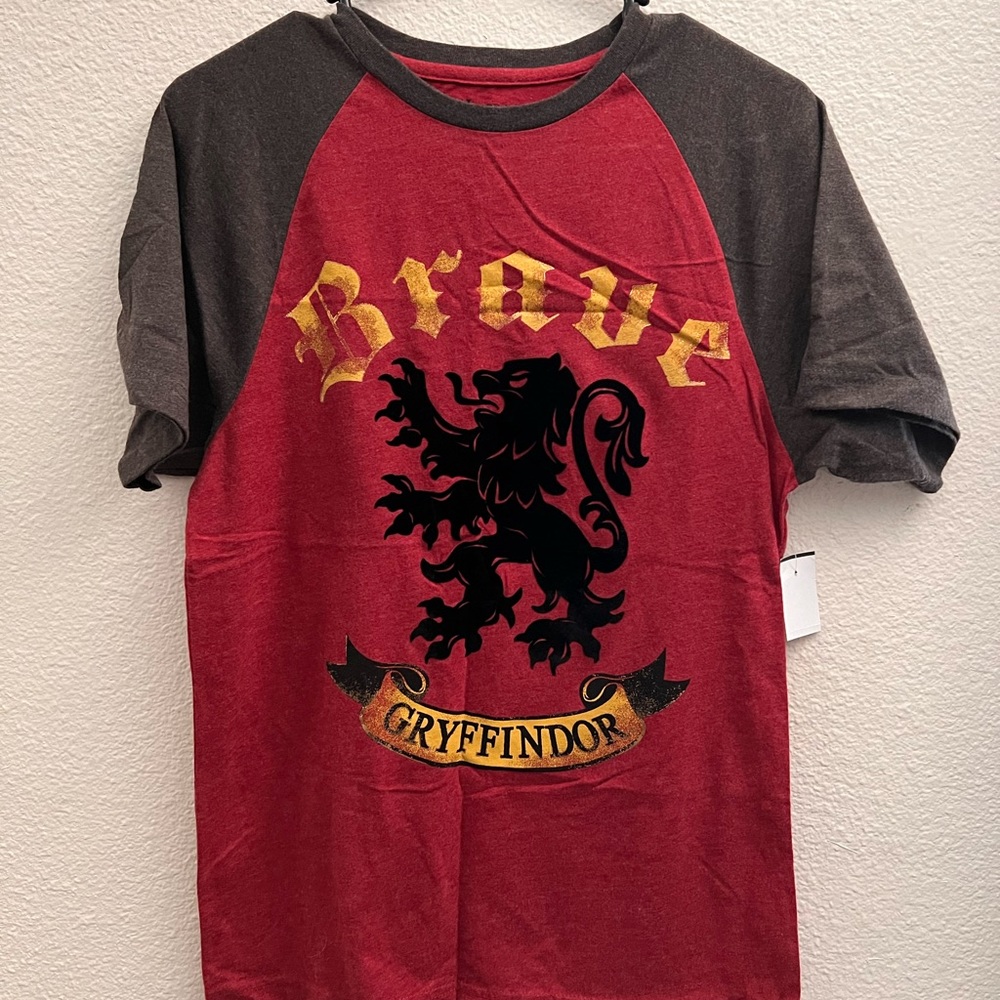 Gryffindor tee